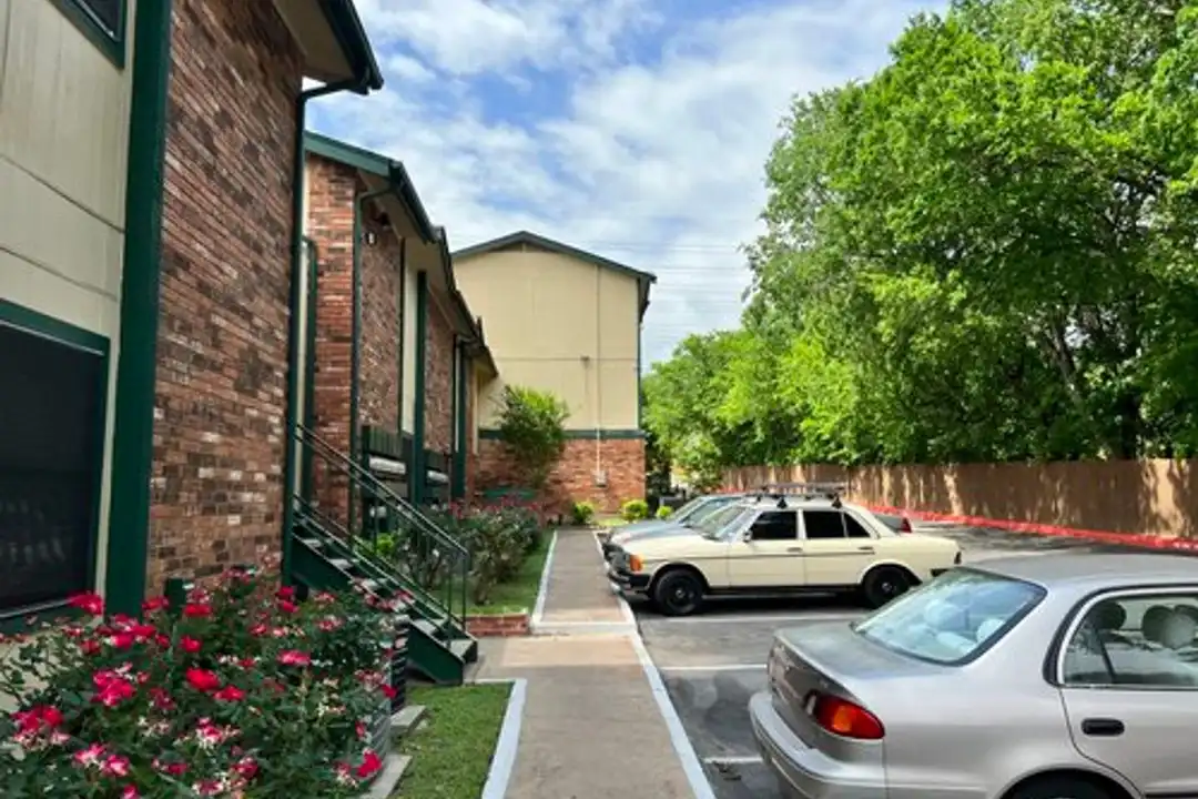 117 W William Cannon Dr unit 129 - View 6