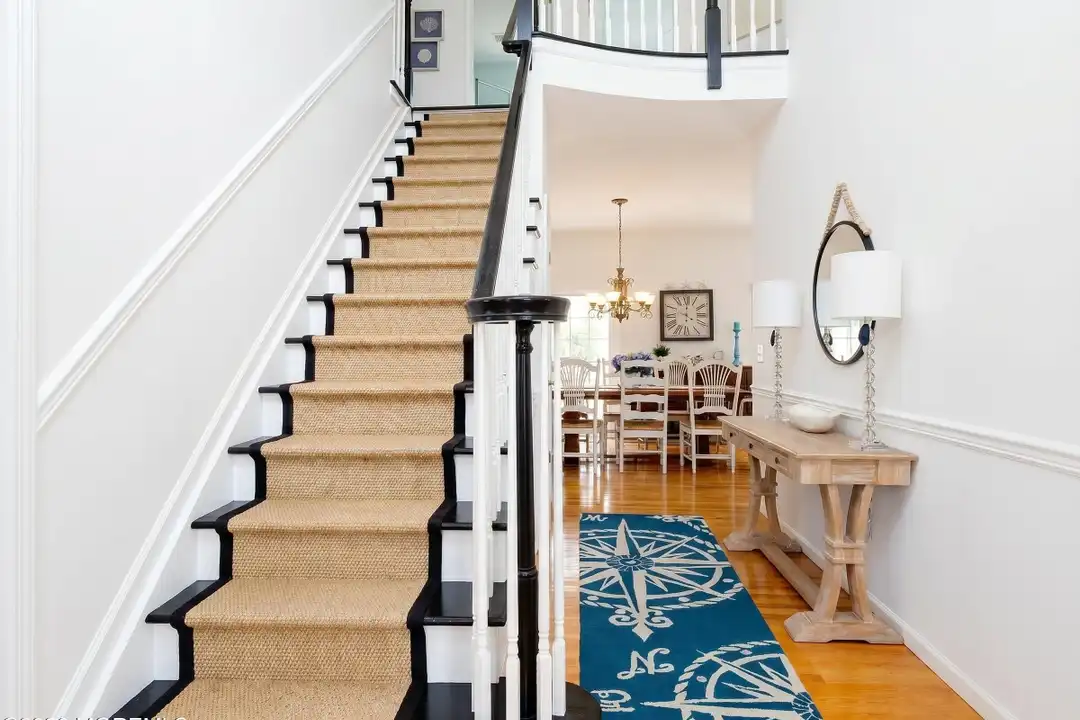 979 Ocean Ave - View 6