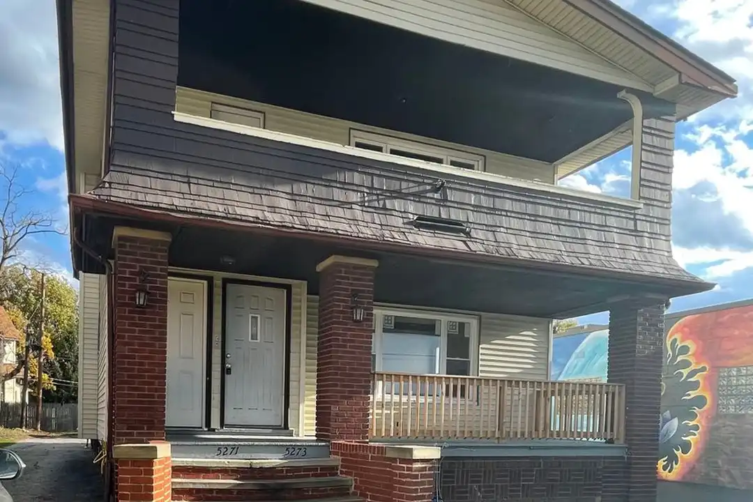 5273 Pearl Rd unit Down – photo 1