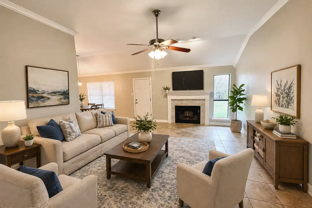 5010 James Loop - View 2