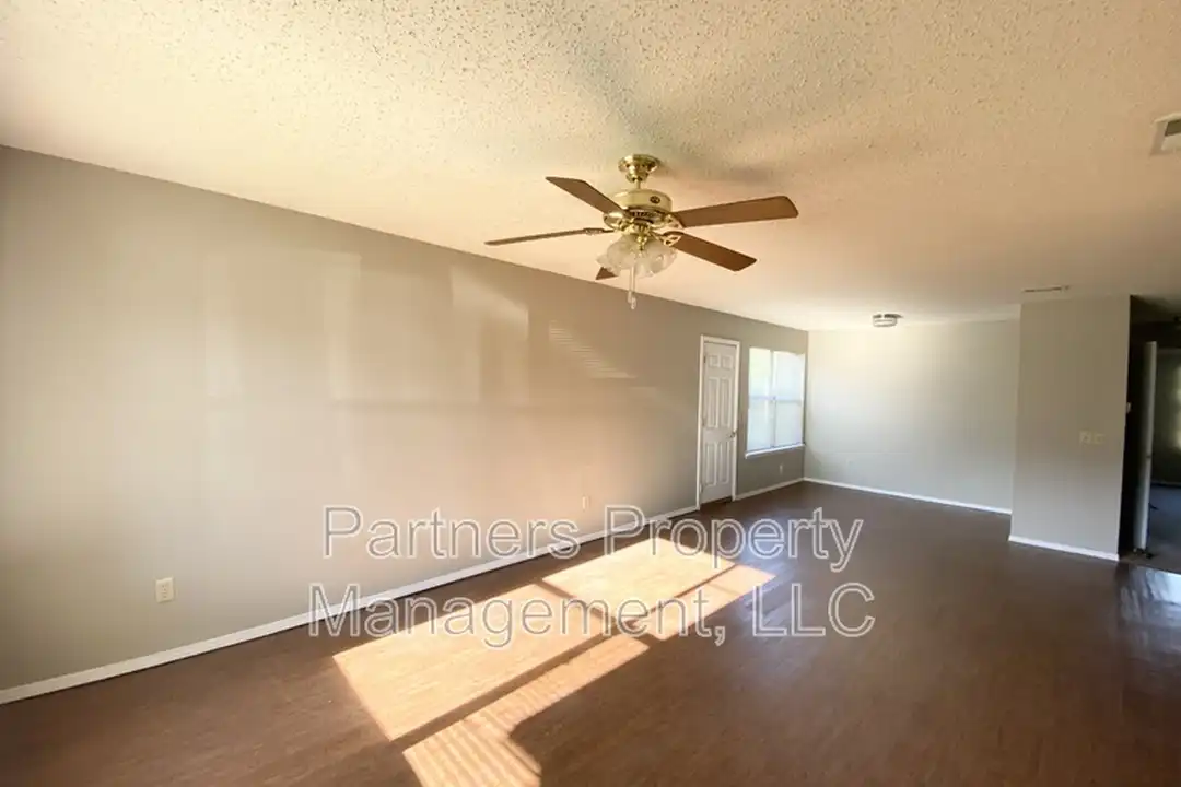 1659 N Dawn Dr unit 1 - View 3