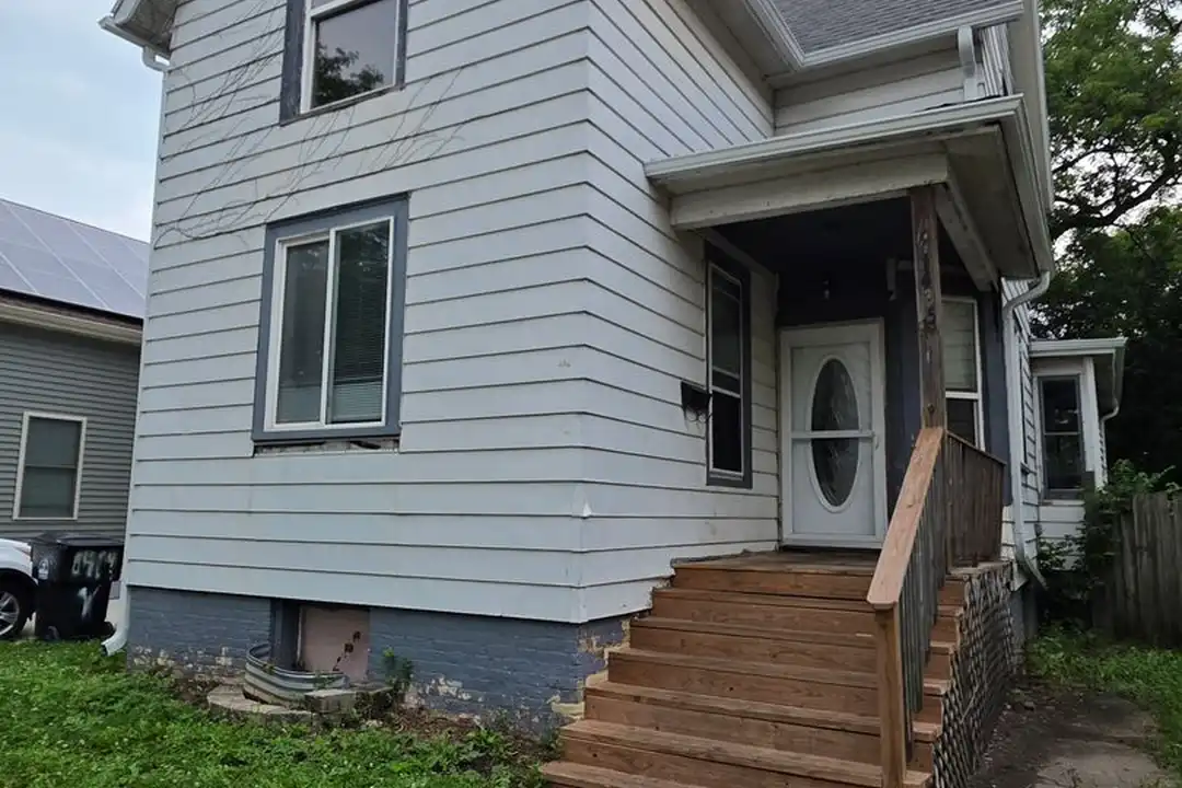 1435 Villa St – photo 1