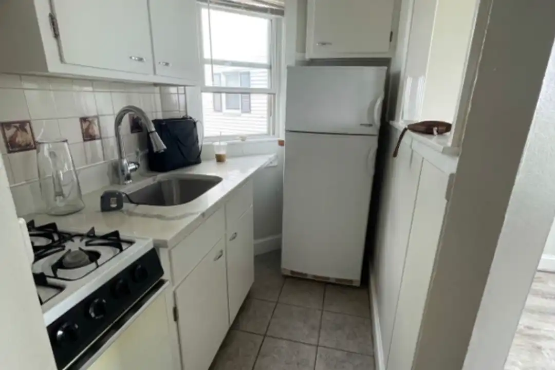 87 Winthrop Shore Dr unit 87 Win #01 – photo 1 of 10