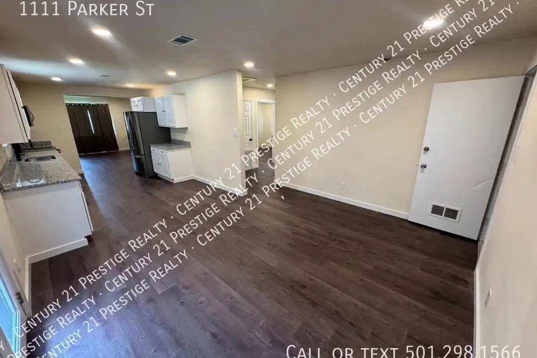 1111 Parker St - More
