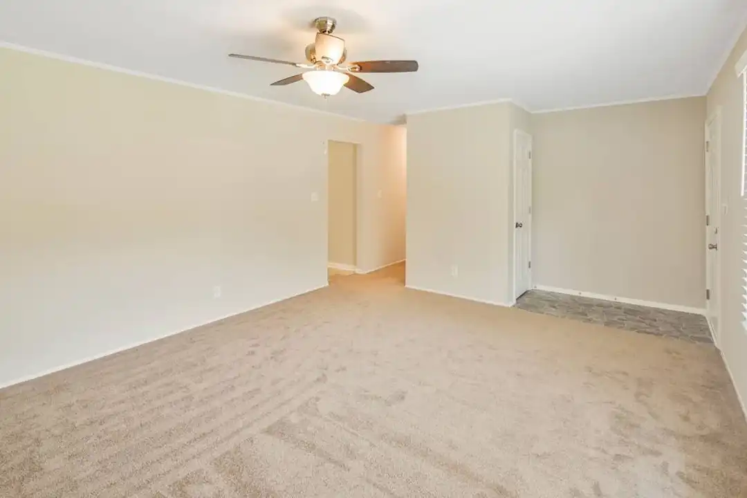 3616 Slagle Dr - View 3