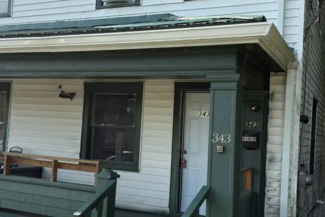343 Russell St unit 1 – photo 1 of 7