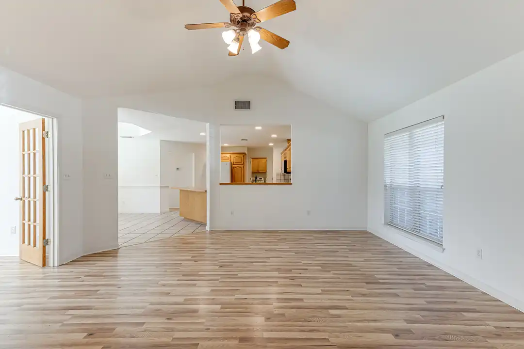 1319 Dime Box Cir - More