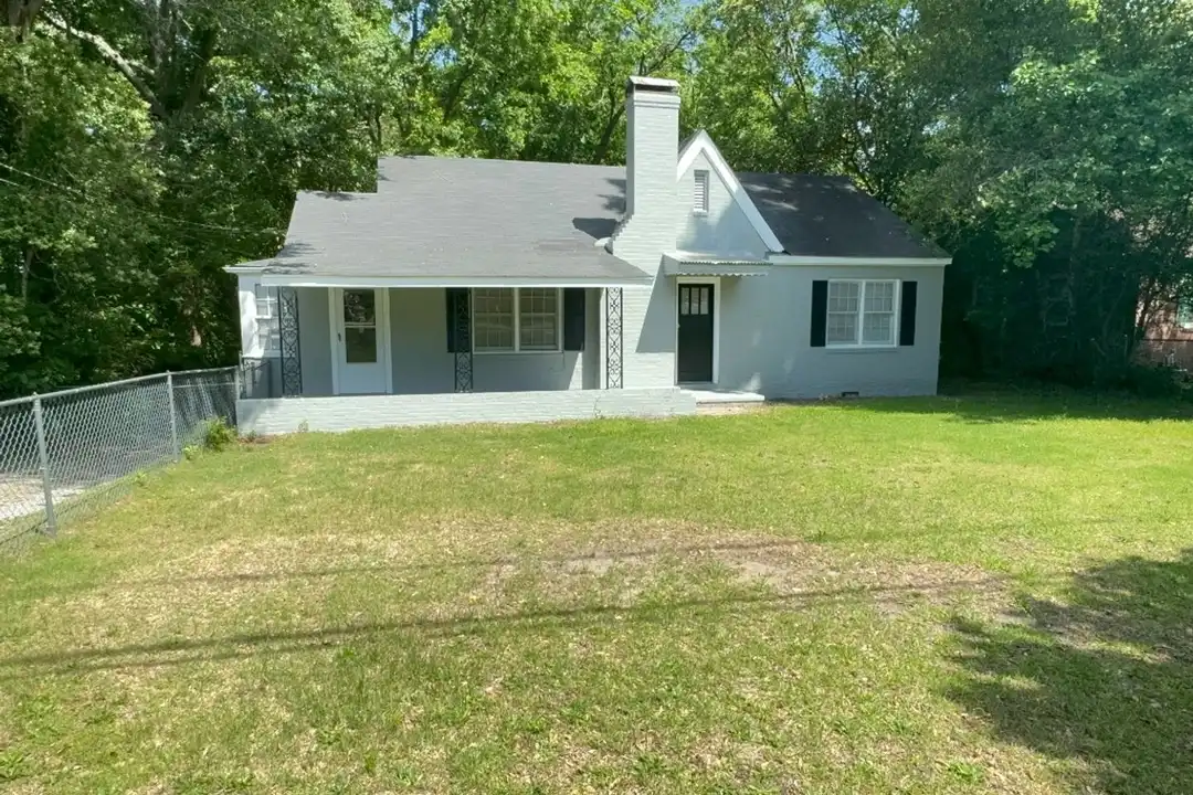 120 Munson Dr unit 1 – photo 1