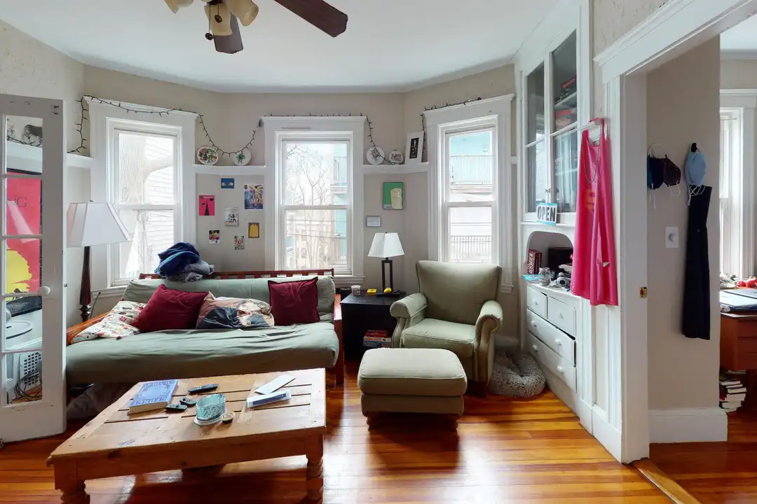 8 Olmstead St – pohled 2