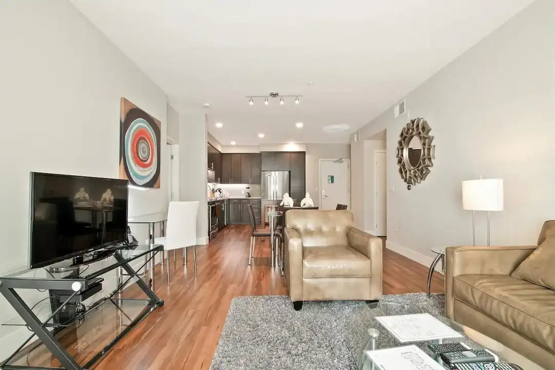 908 Rich Ave unit 1039969P - View 2