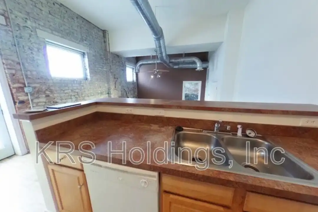 301 Goshen St unit 1A - View 3