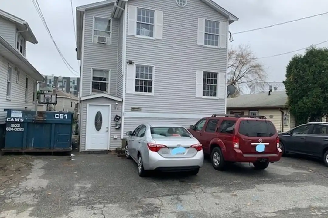 57 Elliot St unit 3 – photo 1