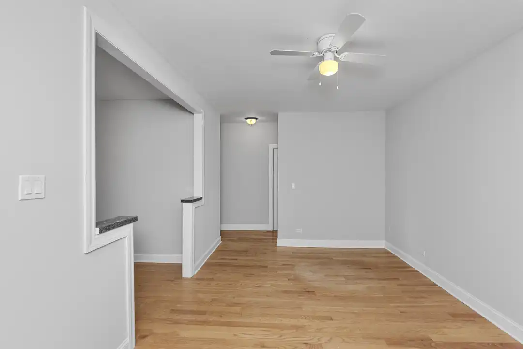 3726 N Pine Grove Ave unit W1 - View 3
