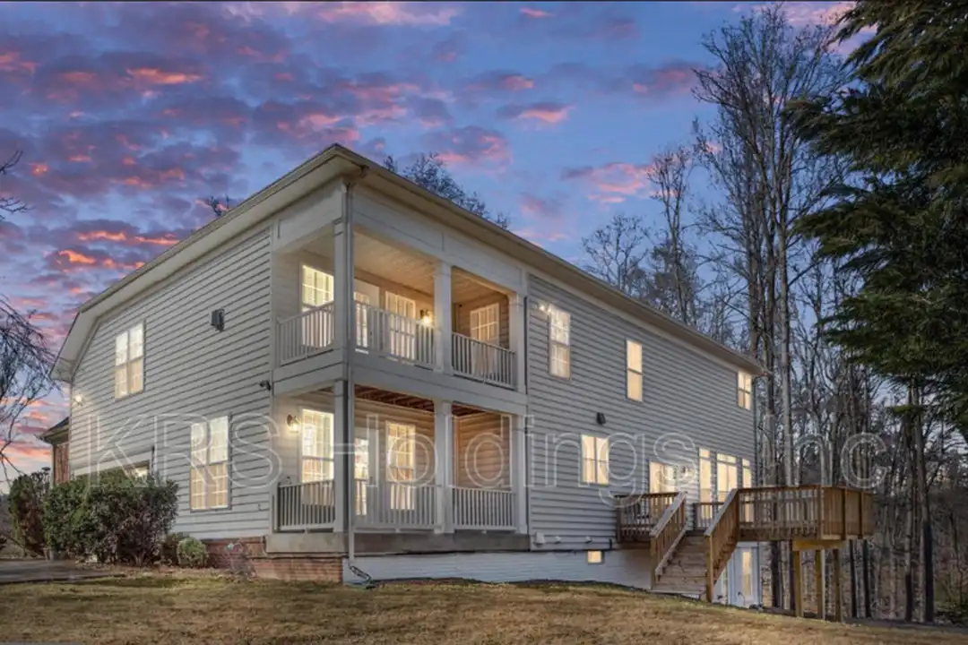 159 Sanford Ferry Ct - More