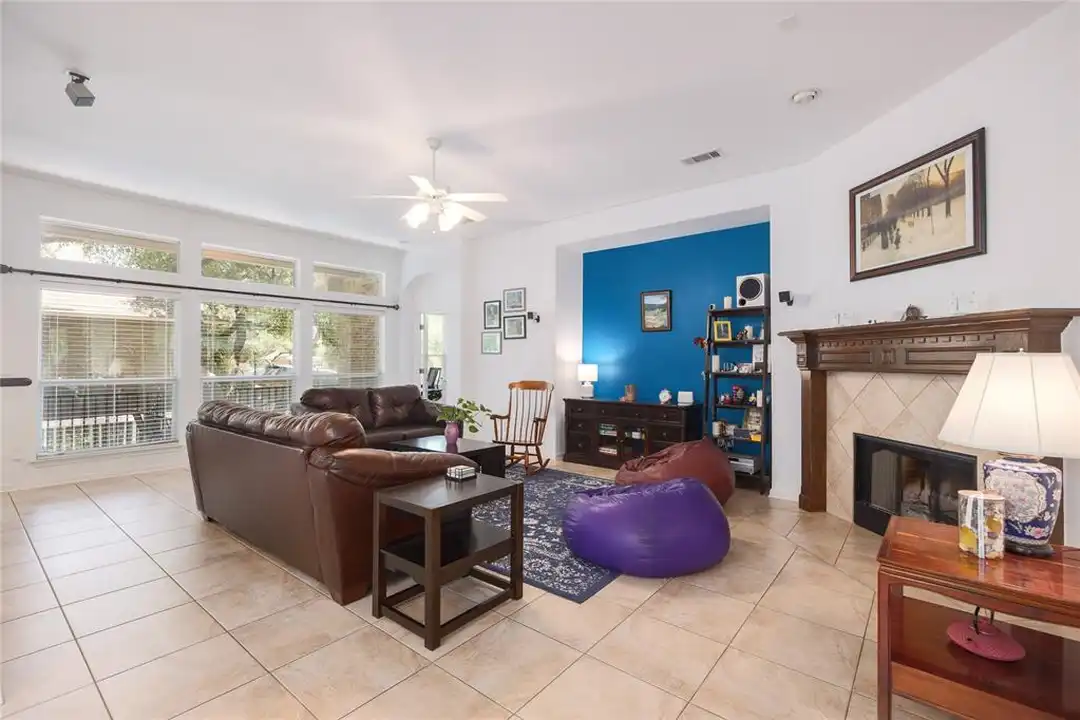 9700 Spanish Wells Dr - View 5