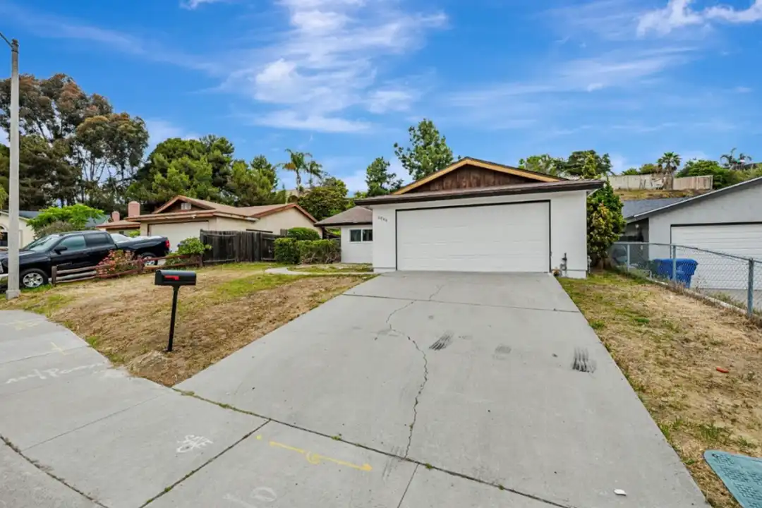 6046 Reo Pl – photo 1