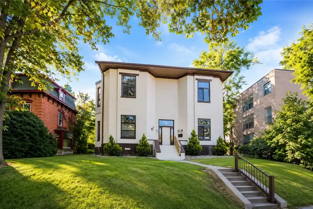 735 N Highland Ave unit 1 – photo 1