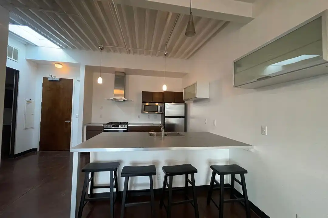 701 Shadow Lane – photo 1
