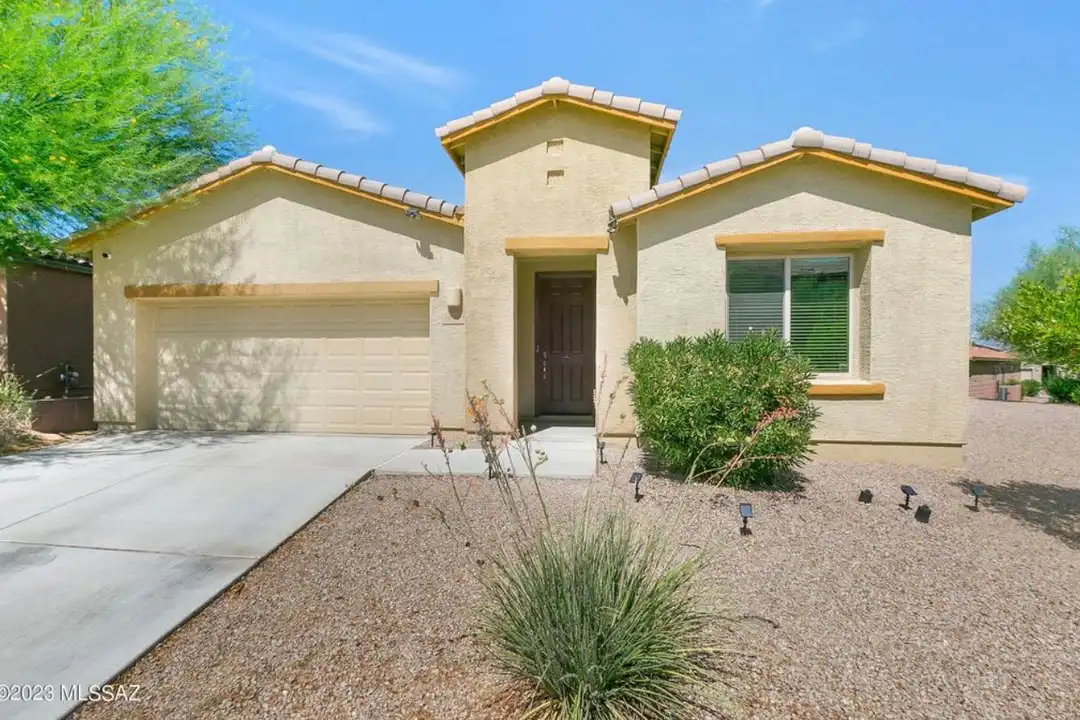 1172 E Madera Grove Ln – photo 1