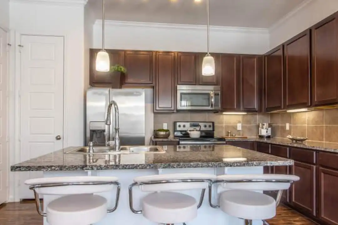 2477 FM 1488 unit 1488 # 2510 - View 6