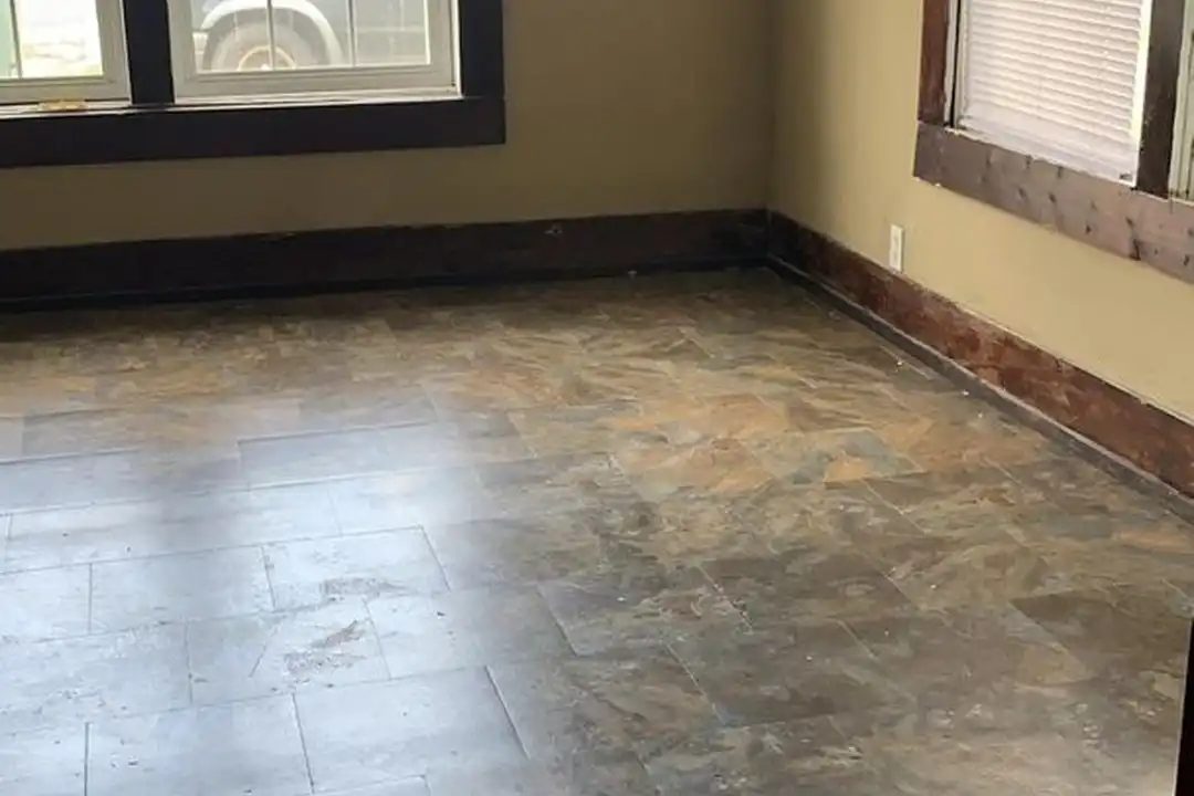 1140 Ewing St - View 3