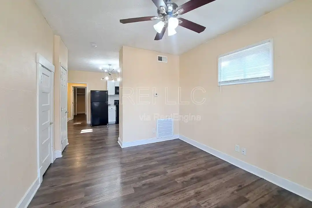 2751 Alford Ave unit 1 - View 2