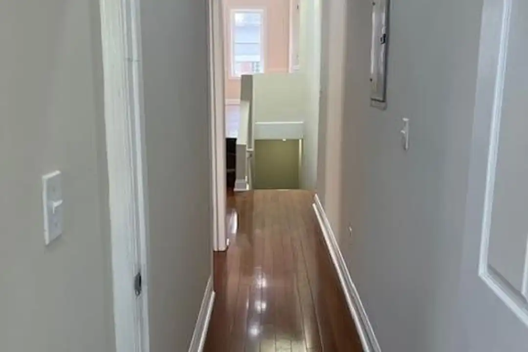 923 N 15th St #3 – pohled 4