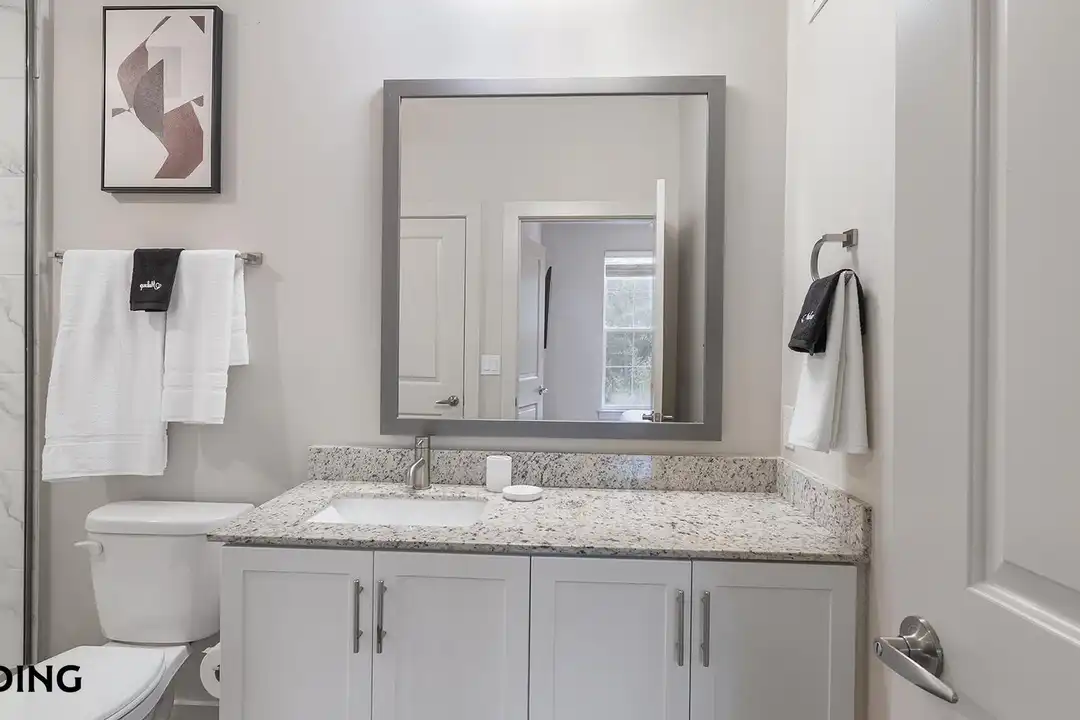 5885 Lakehurst Dr unit 1229 – pohled 6