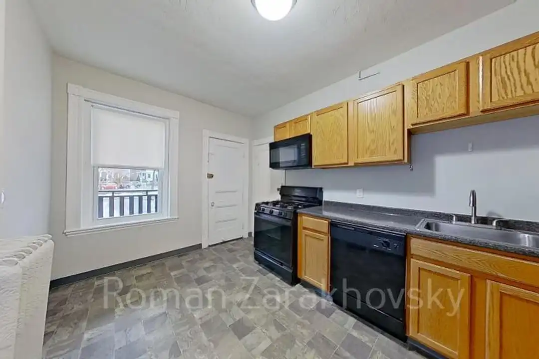 1116 Commonwealth Ave - View 4