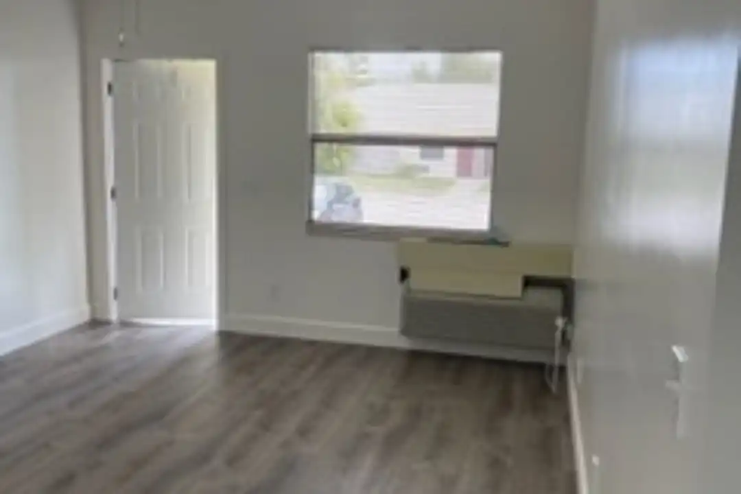 7879 SE Woodview Terrace unit 7879 1 - View 2