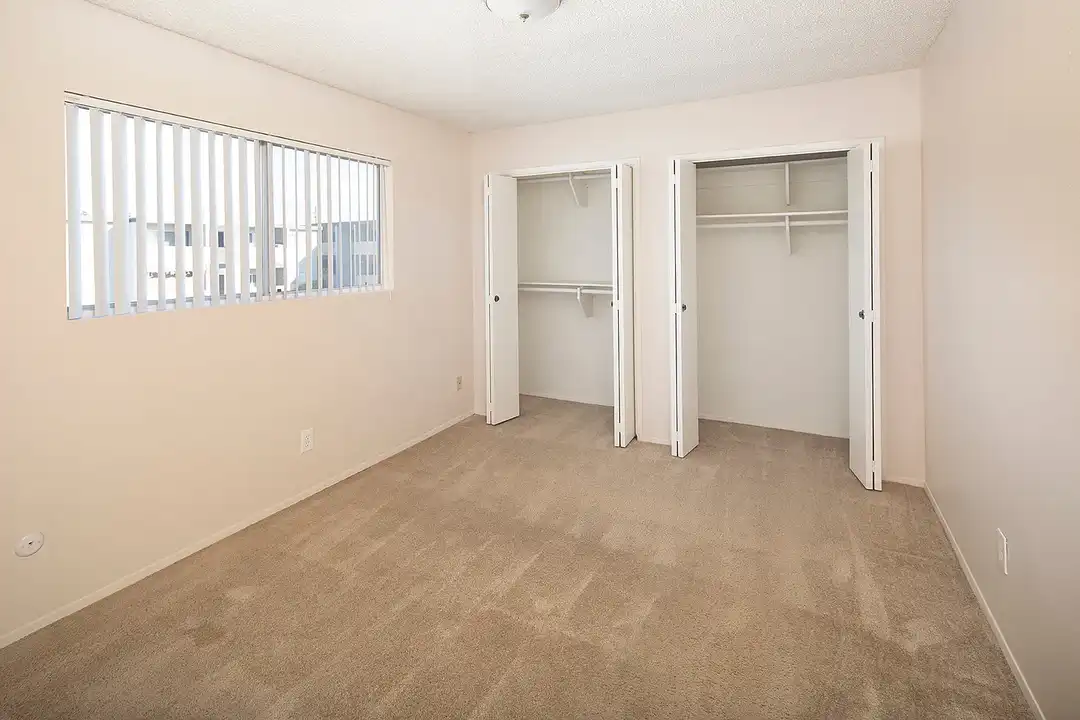 Apartment in Chula Vista - View 6