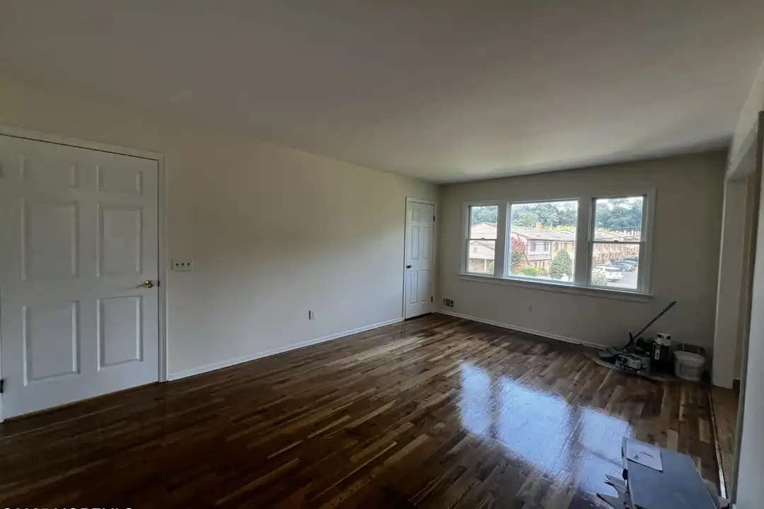 316 Spring St unit UPPER - View 5