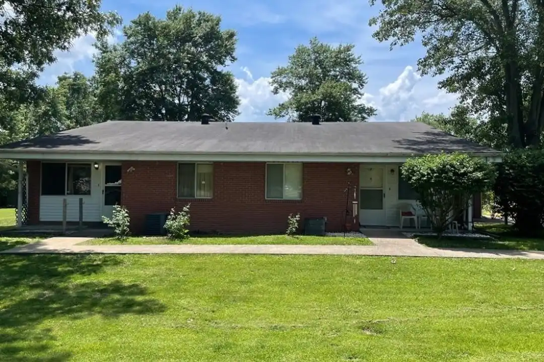 145 Lincoln St – photo 1 of 5