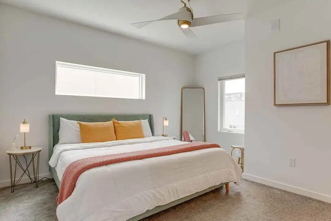 3890 W 13th Ave unit 1546233P – další