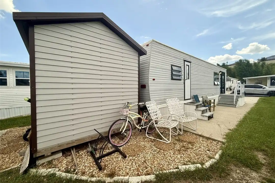 762 Center Crest Blvd – photo 1 of 12