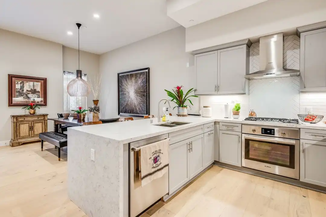 1920 S Pacific Coast Hwy - Redondo Beach, CA | Rent.
