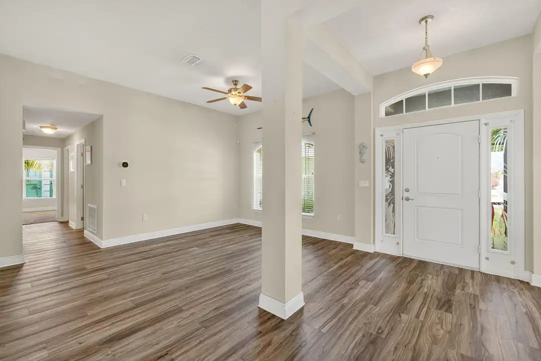 5547 NW Cordrey St - View 4