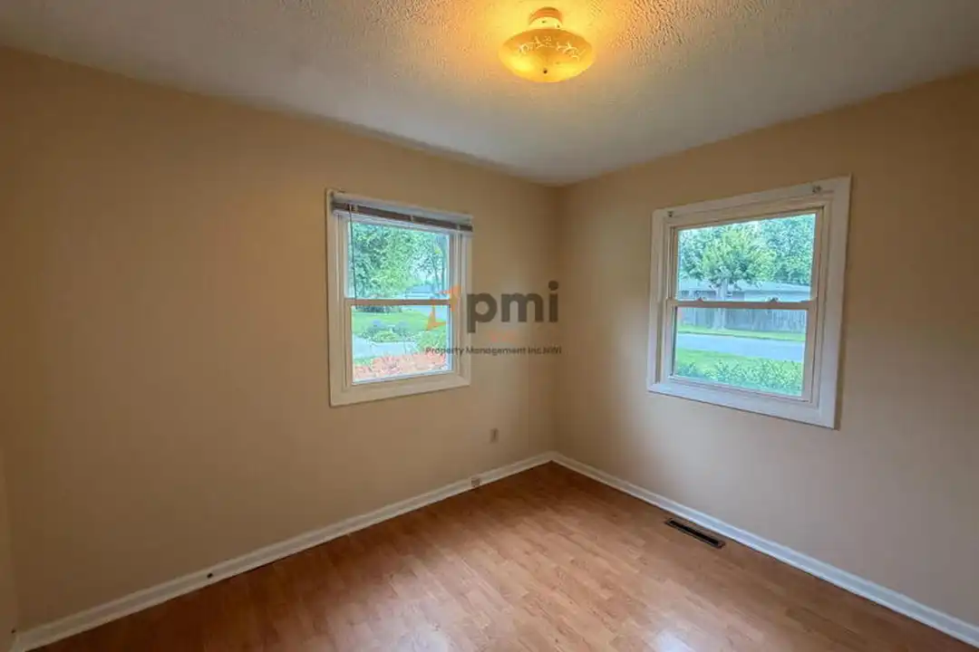 7726 Durbin St - More