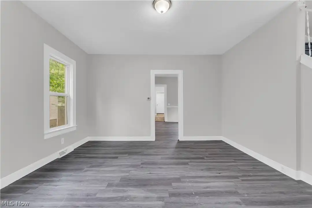 14131 Berwyn Ave – pohled 5