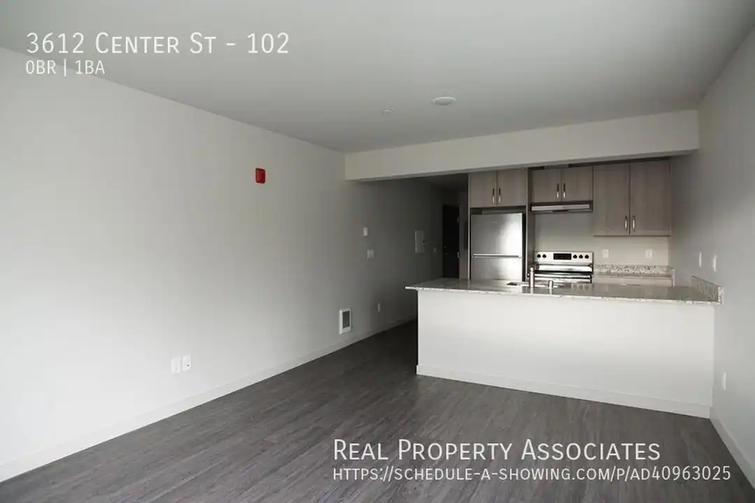 3612 Center St - View 2