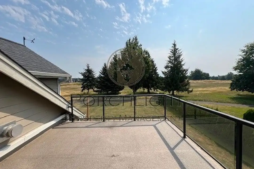2200 Greenview Cir unit 1 - View 6