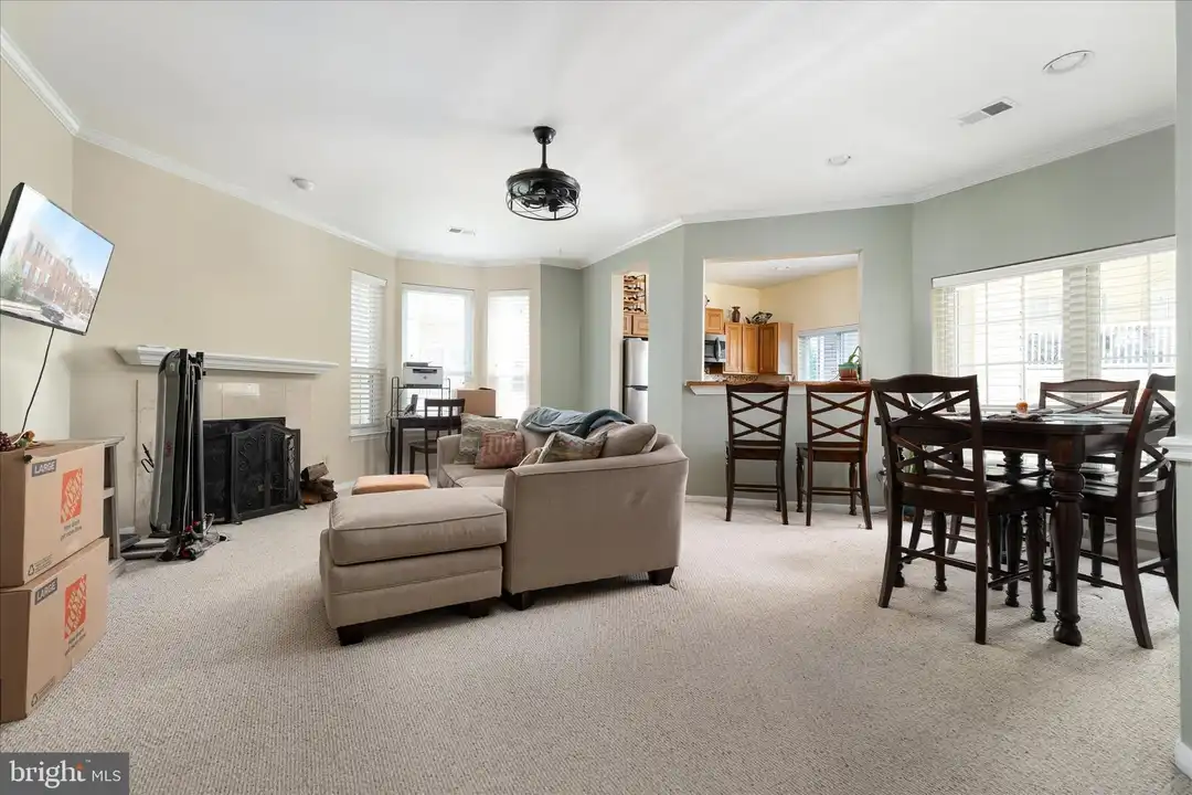 664 Gateway Dr SE #302 - View 4