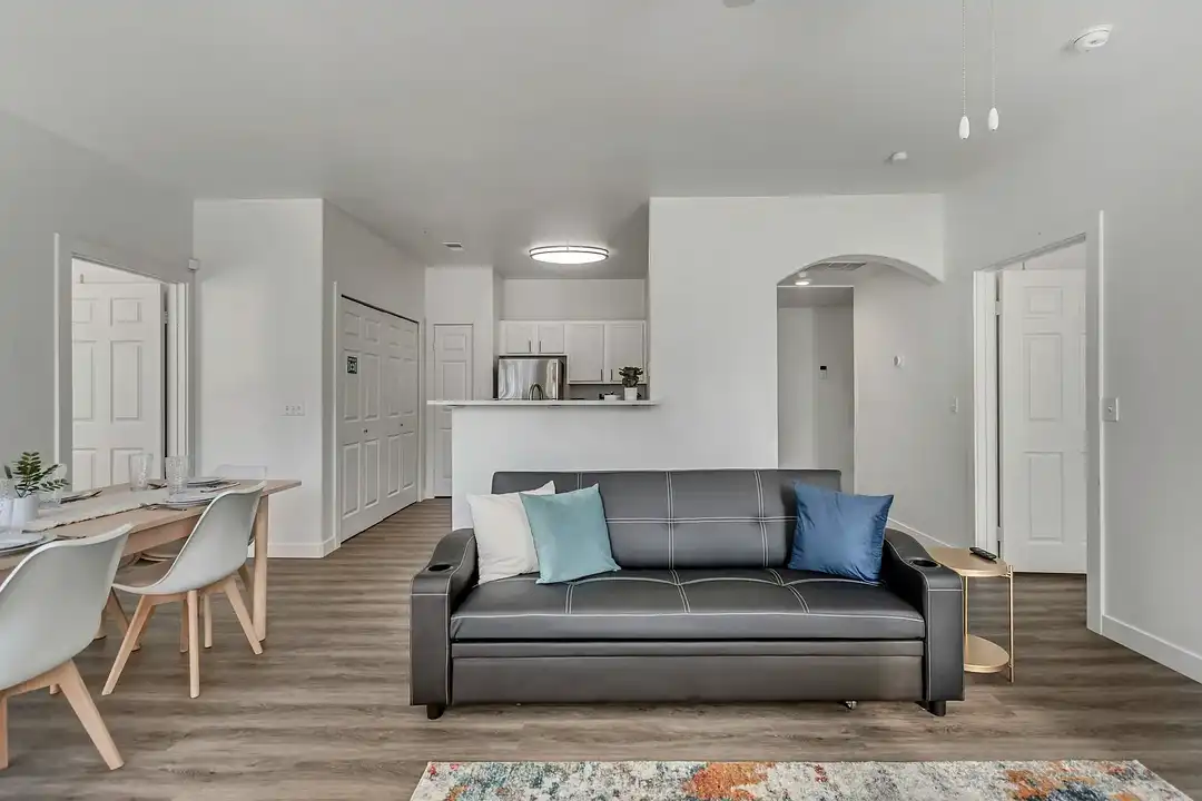 Apartment in Clearfield - View 3