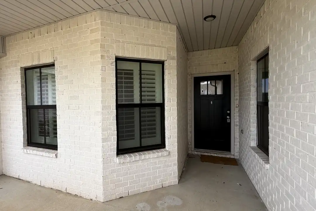 408 Raleigh Elm Dr - View 4