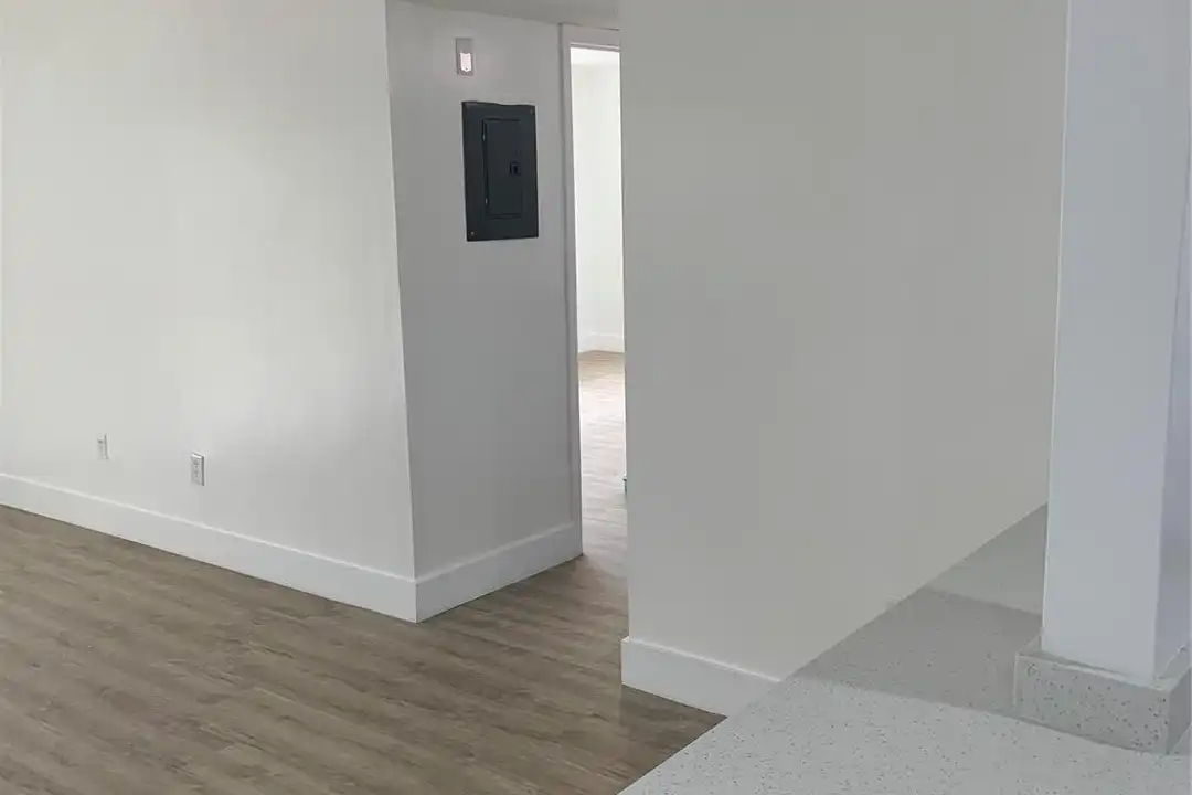4121 Stirling Rd unit 401 - View 6