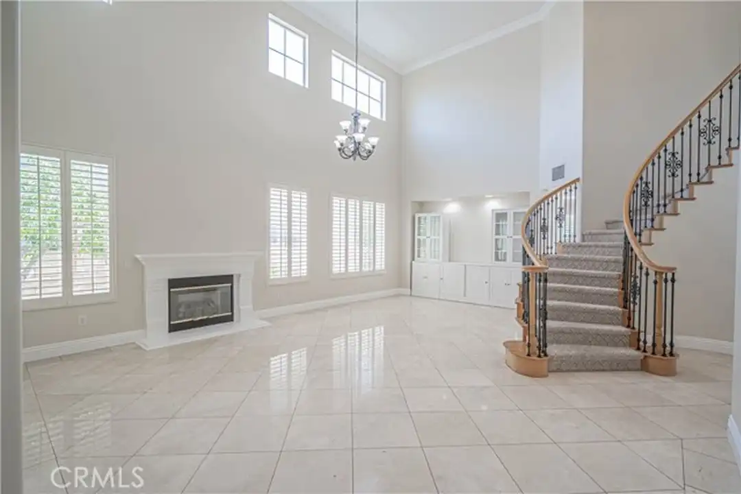 25910 Tennyson Ln - View 4