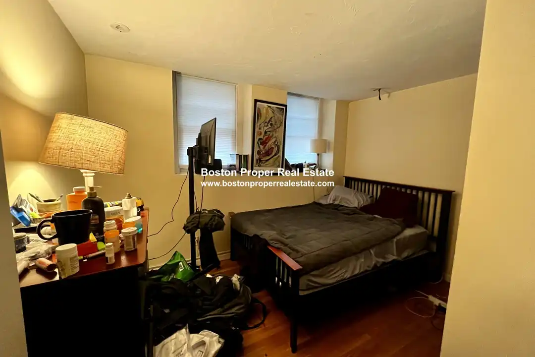 108 Myrtle St unit A1 - View 3