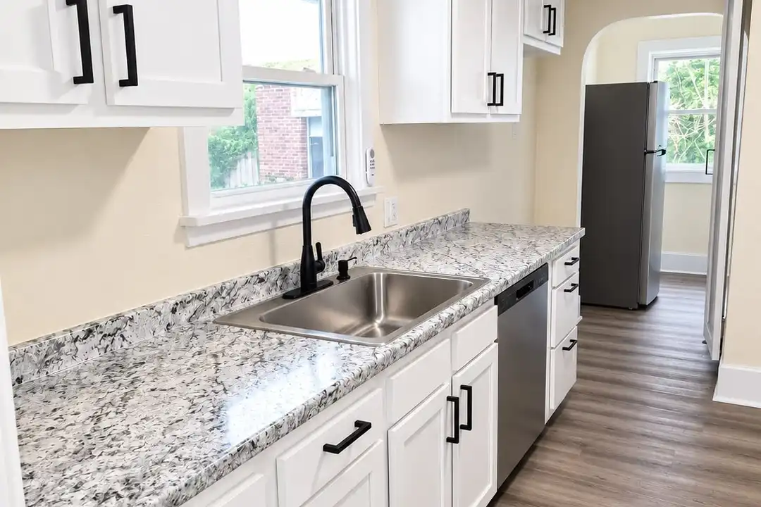2149 Alvin St – photo 1