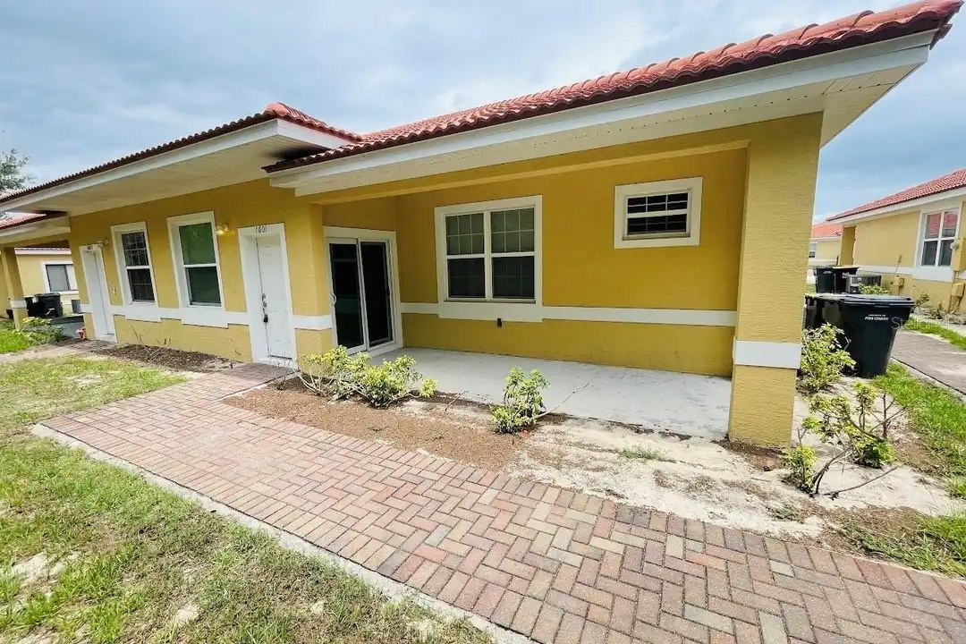 House in Poinciana - View 2