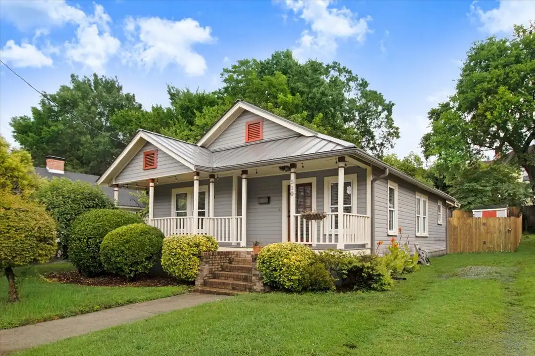 510 Carlton Ave - View 3